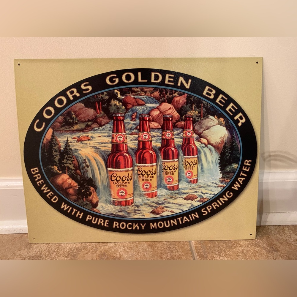 2006 Coors Golden Beer Metal Tin Sign
16” x 12”